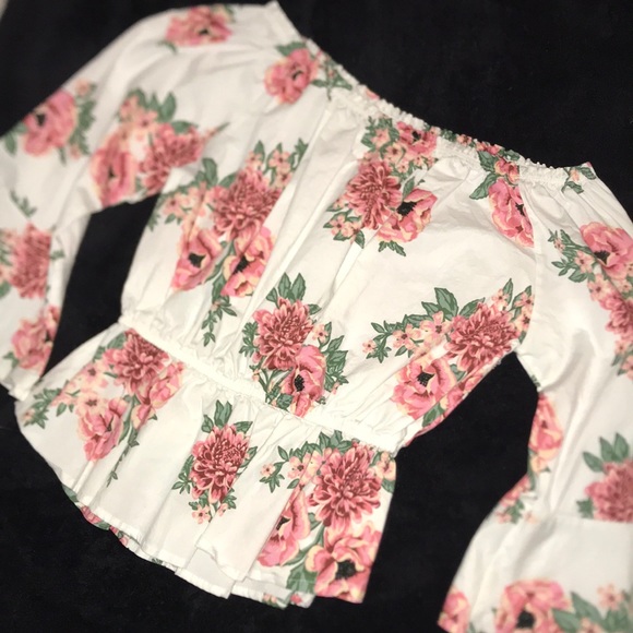 off the shoulder floral shirt - Picture 1 of 2